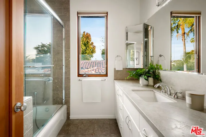 2249 Kelton Avenue, Los Angeles, California 90064