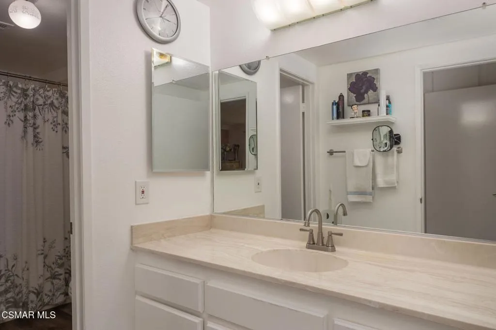 248 Oakleaf Drive 107, Thousand Oaks, California 91360 home-pic-7
