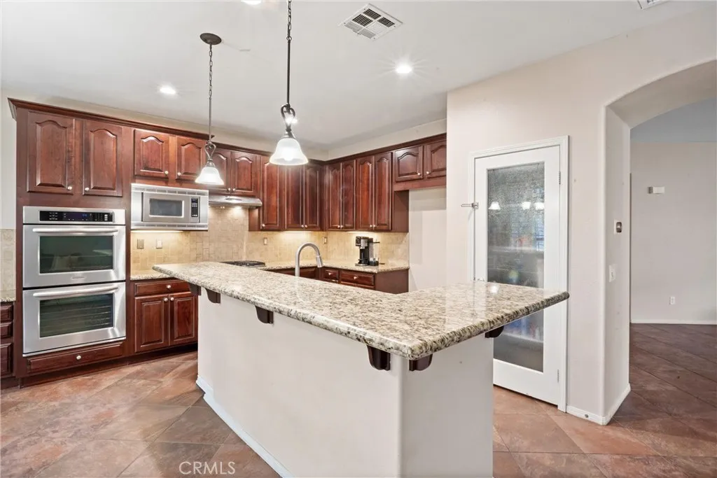 7632 Turtle Mountain, Eastvale, California 92880 home-pic-17