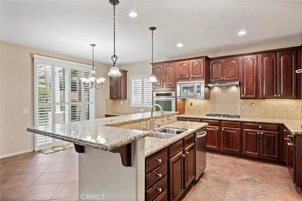 7632 Turtle Mountain, Eastvale, California 92880 home-pic-15