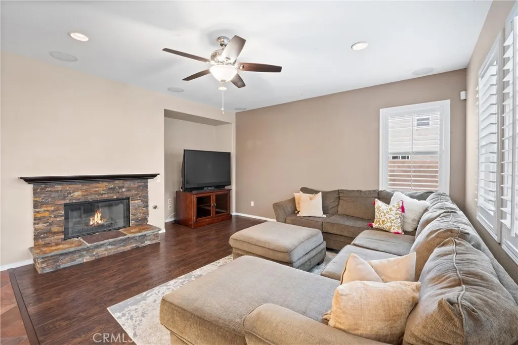 7632 Turtle Mountain, Eastvale, California 92880 home-pic-26