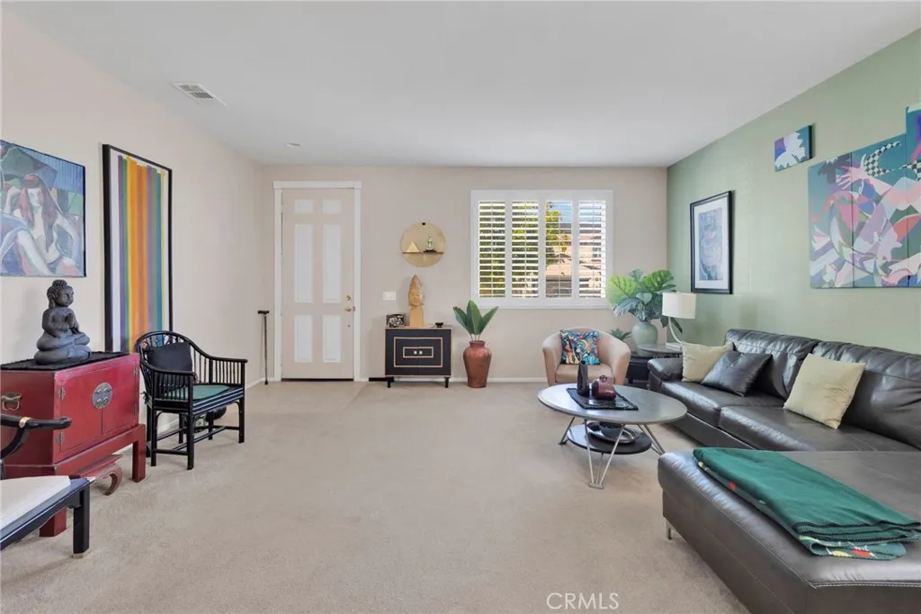 13635 Thunderbird, Victorville, California 92392 home-pic-3