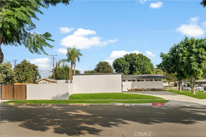 2431 Santa Ysabel Avenue, Fullerton, California 92831