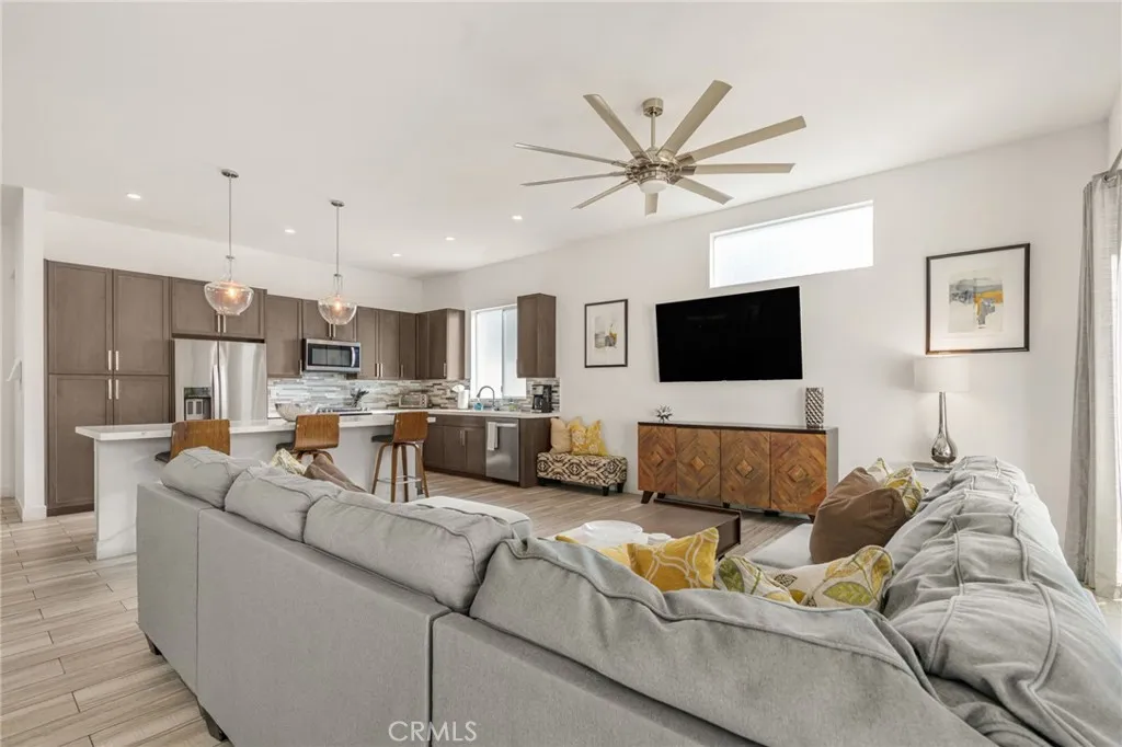 53920 Avenida Martinez, La Quinta, California 92253 home-pic-5