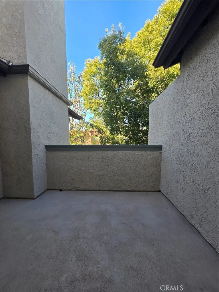 22 Exeter 23, Irvine, California 92612 home-pic-22