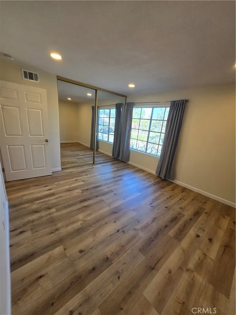 22 Exeter 23, Irvine, California 92612 home-pic-29