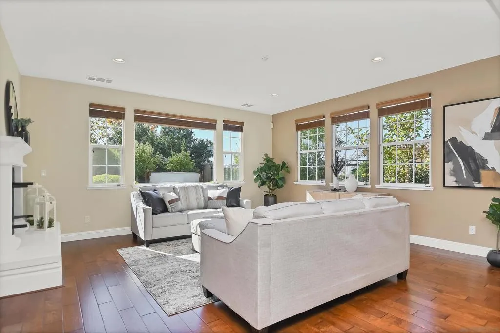 297 Drummond Drive, Hayward, California 94542 home-pic-19