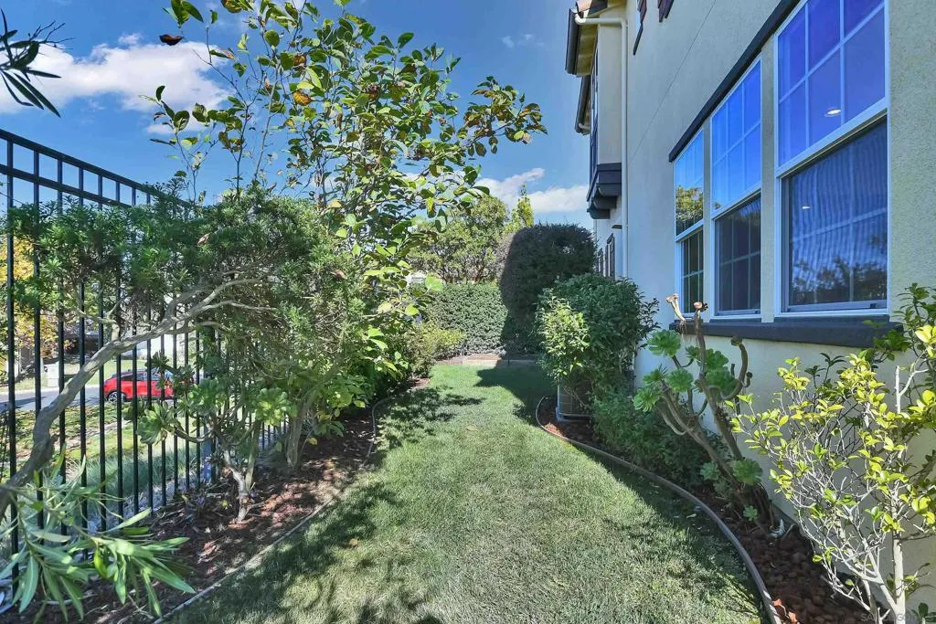 297 Drummond Drive, Hayward, California 94542 home-pic-54