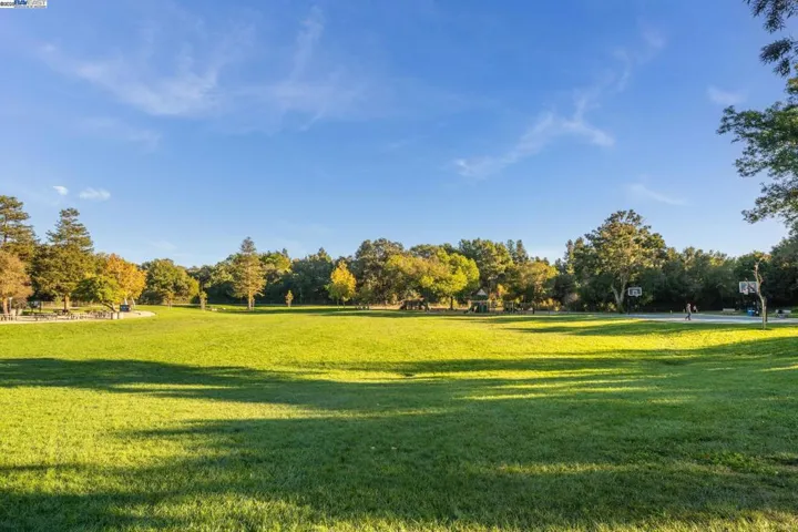 7472 Oxford Cir, Dublin, California 94568
