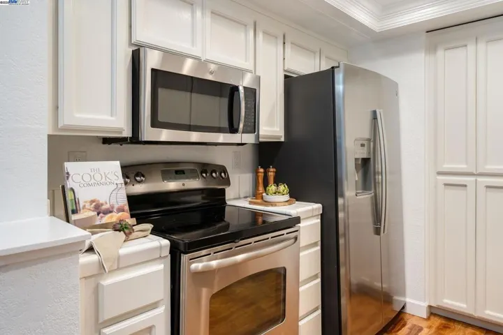 7472 Oxford Cir, Dublin, California 94568