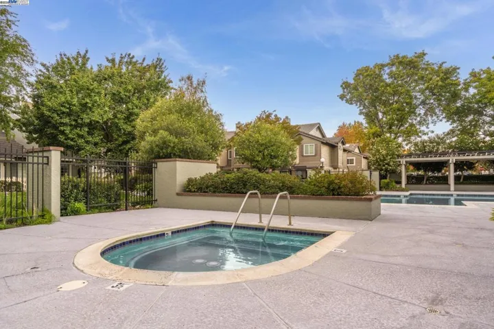 7472 Oxford Cir, Dublin, California 94568