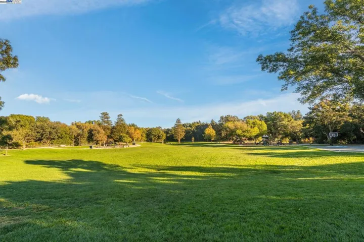 7472 Oxford Cir, Dublin, California 94568
