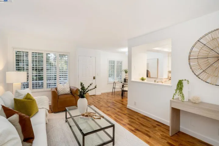 7472 Oxford Cir, Dublin, California 94568