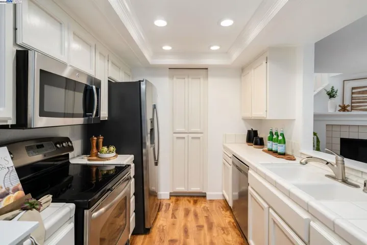 7472 Oxford Cir, Dublin, California 94568