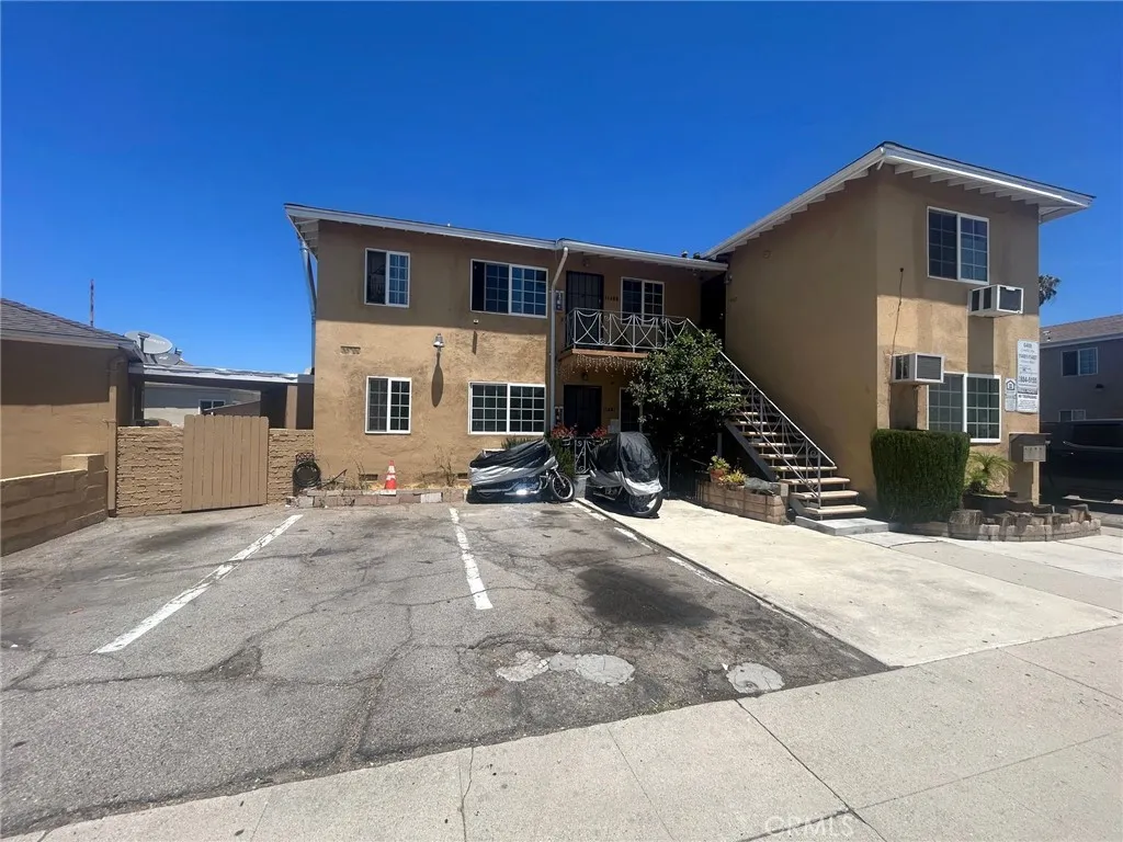6400 Camellia, Los Angeles, California 91606 home-pic-6