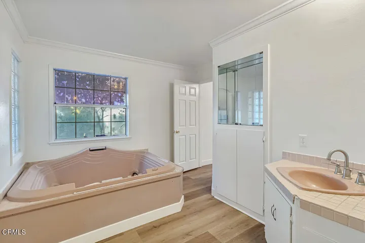 16261SherLane,HuntingtonBeach,CA92647-09
