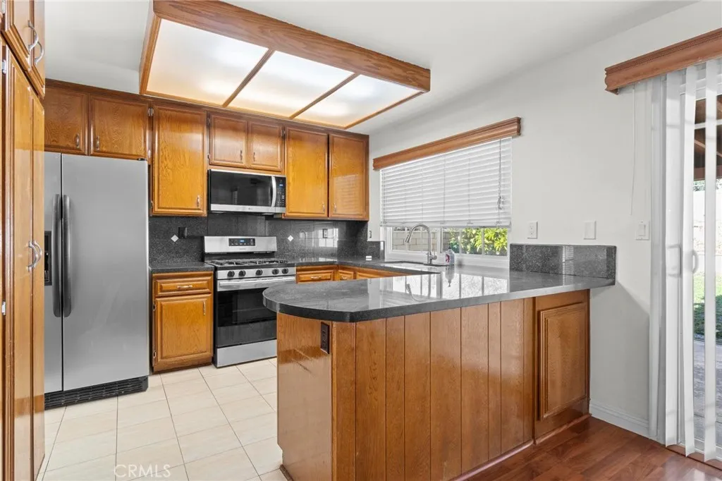 19047 Lynridge, Walnut, California 91789 home-pic-8