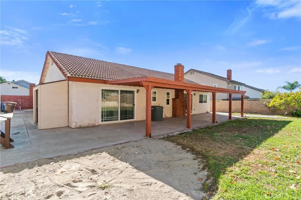 19047 Lynridge, Walnut, California 91789 home-pic-19