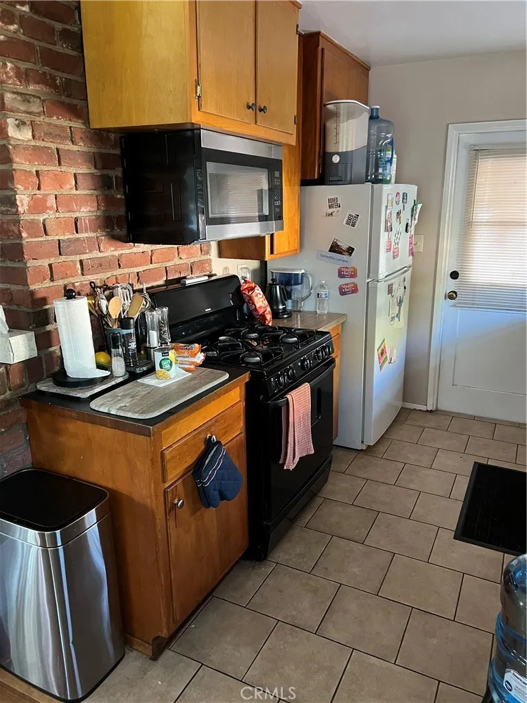 13833 Ramona Drive 2, Whittier, California 90605 home-pic-4