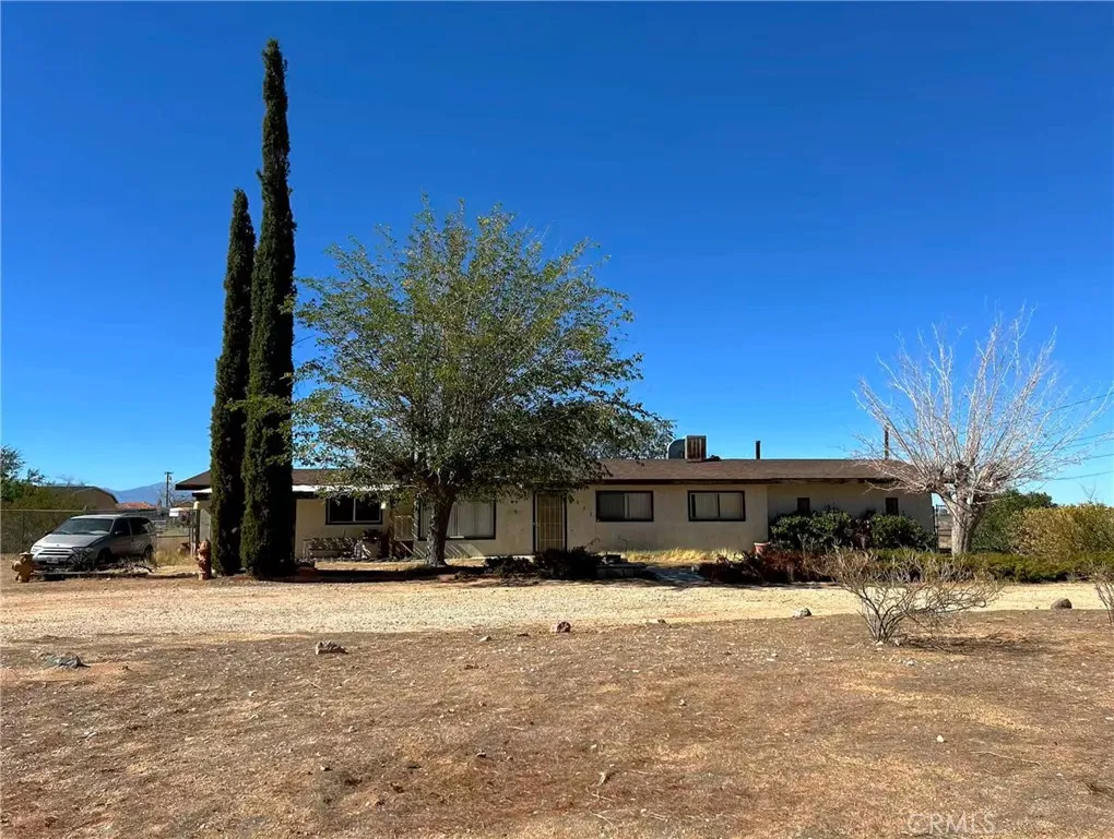 9632 Juniper Street, Apple Valley, California 92308 home-pic-0