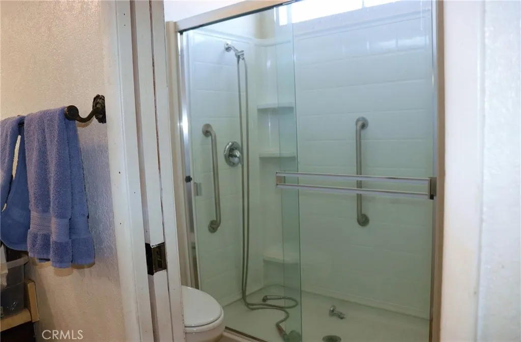 9632 Juniper Street, Apple Valley, California 92308 home-pic-13