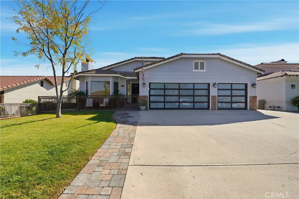 22535 San Joaquin W, Canyon Lake, California 92587 home-pic-0