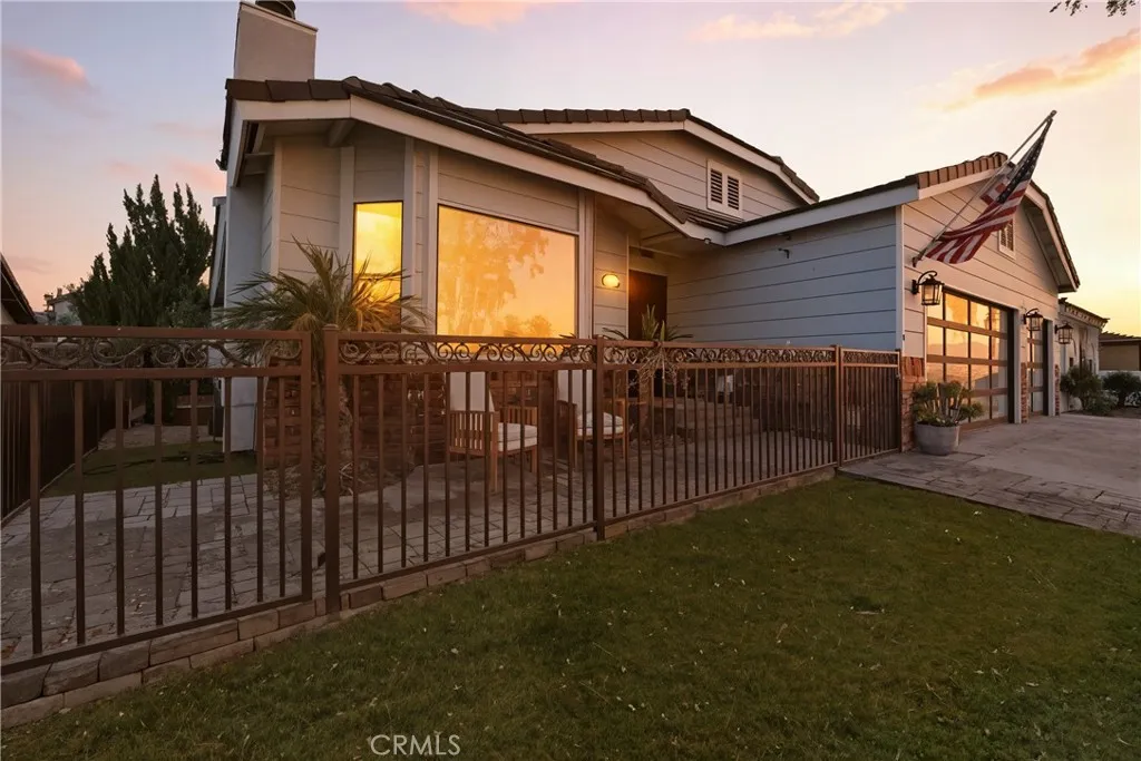 22535 San Joaquin W, Canyon Lake, California 92587 home-pic-41