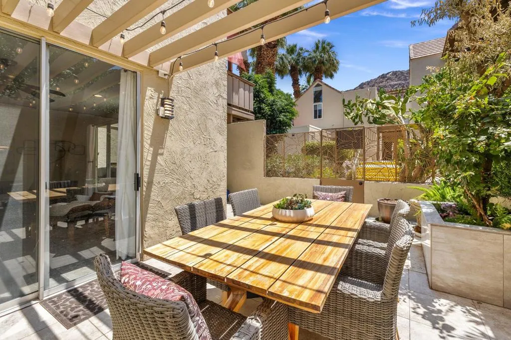 46750 Mountain Cove Drive 21, Indian Wells, California 92210 home-pic-4