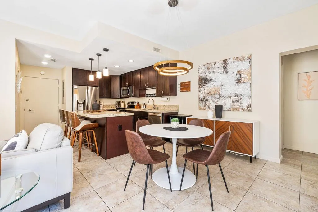 46750 Mountain Cove Drive 21, Indian Wells, California 92210 home-pic-25