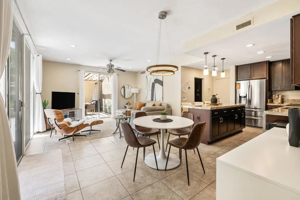 46750 Mountain Cove Drive 21, Indian Wells, California 92210 home-pic-23