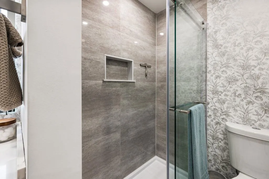 46750 Mountain Cove Drive 21, Indian Wells, California 92210 home-pic-22