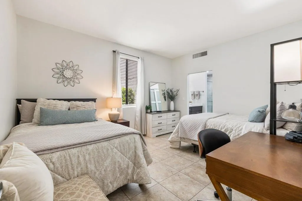 46750 Mountain Cove Drive 21, Indian Wells, California 92210 home-pic-18