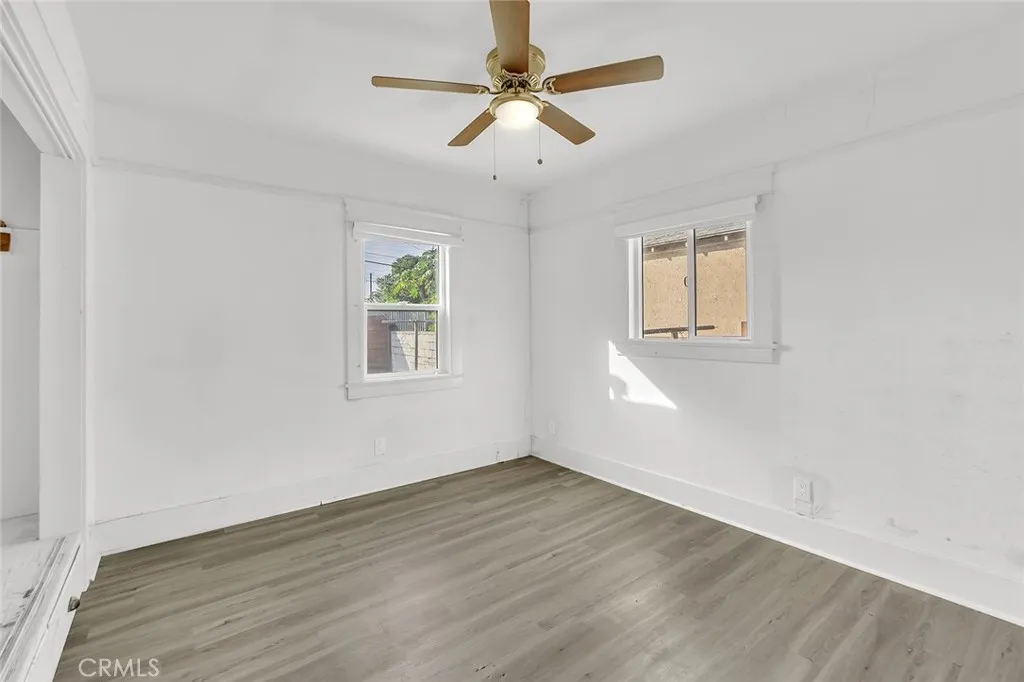 926 East 97th Street, Los Angeles, California 90002 home-pic-12