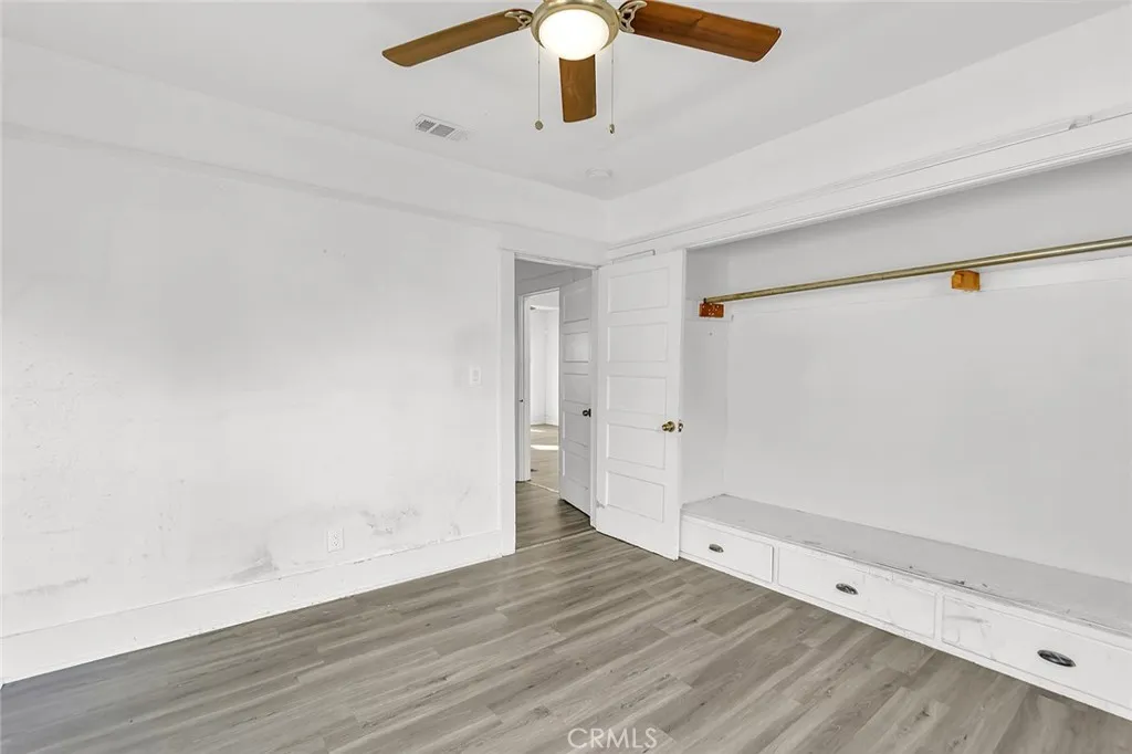 926 East 97th Street, Los Angeles, California 90002 home-pic-13