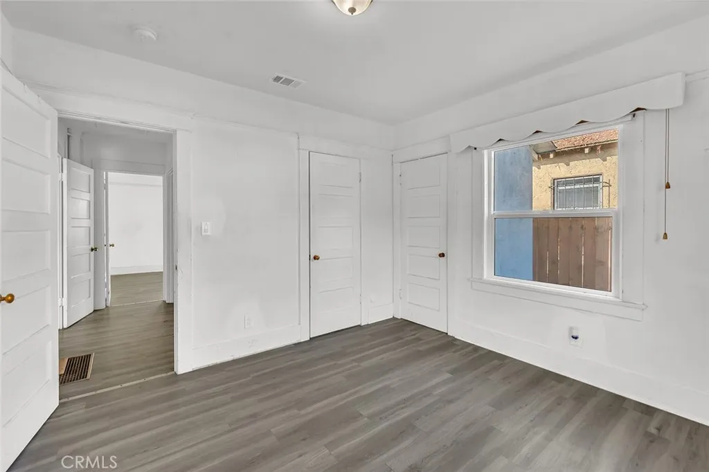 926 East 97th Street, Los Angeles, California 90002 home-pic-9
