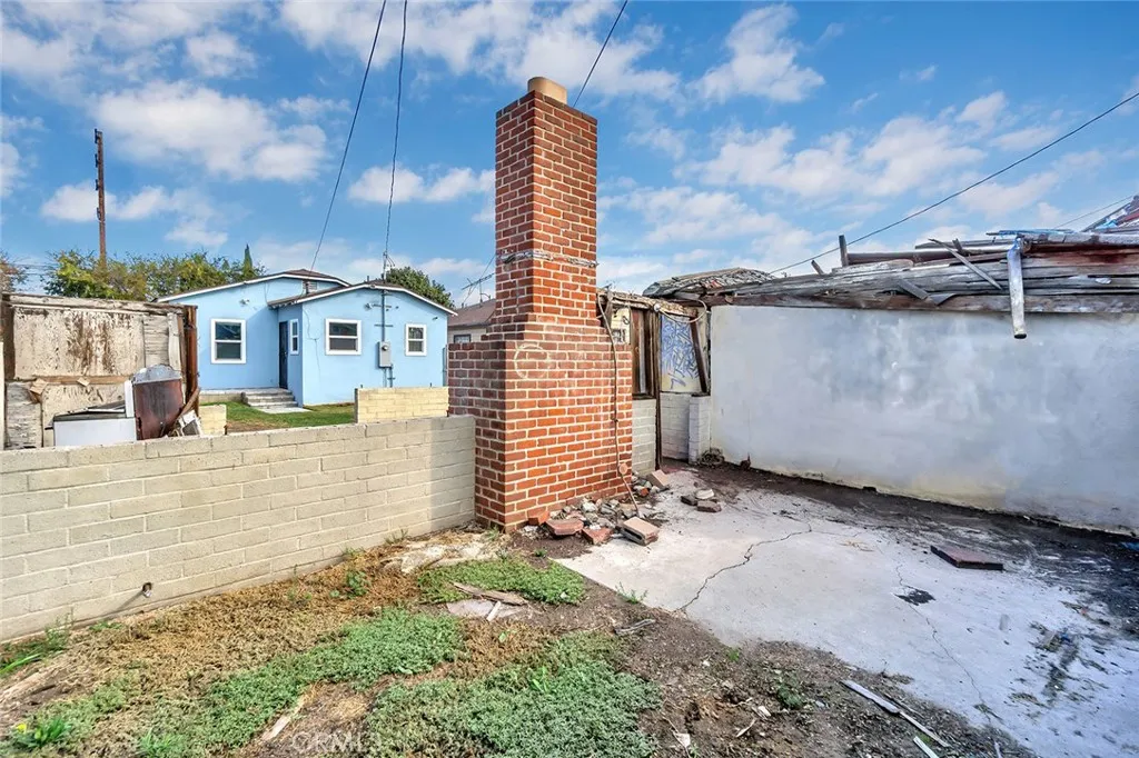 926 East 97th Street, Los Angeles, California 90002 home-pic-24