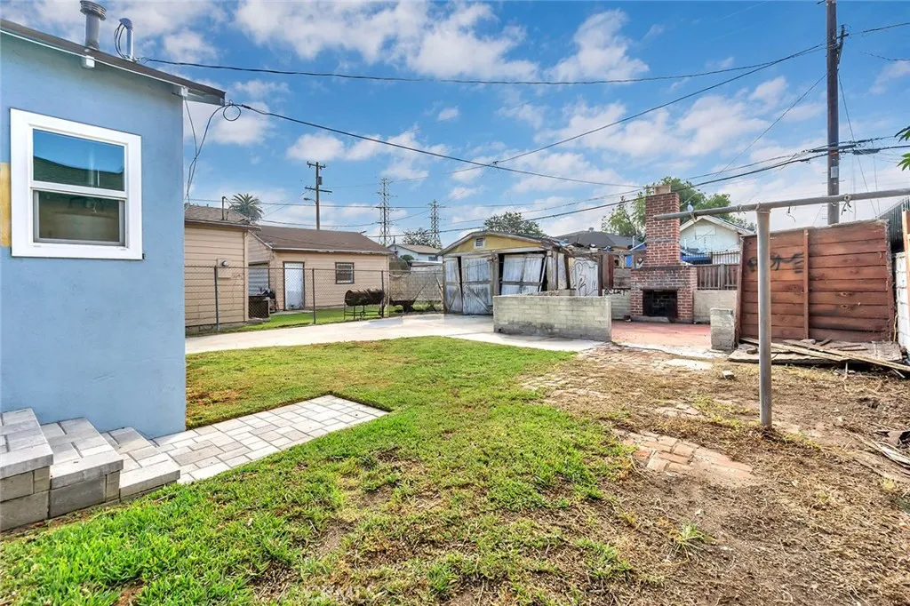 926 East 97th Street, Los Angeles, California 90002 home-pic-22