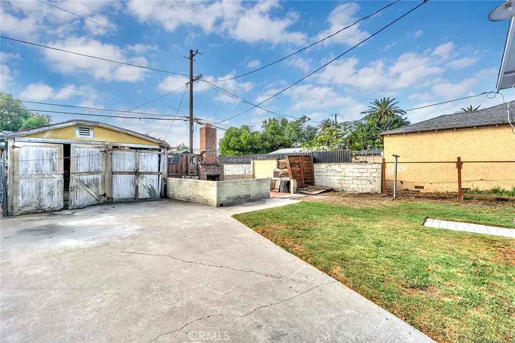 926 East 97th Street, Los Angeles, California 90002 home-pic-21