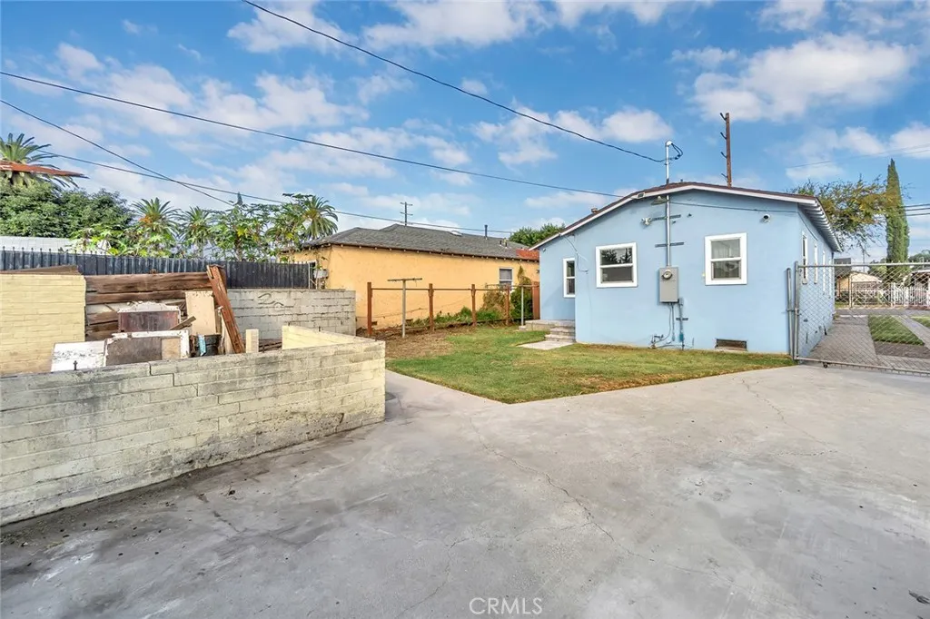 926 East 97th Street, Los Angeles, California 90002 home-pic-20