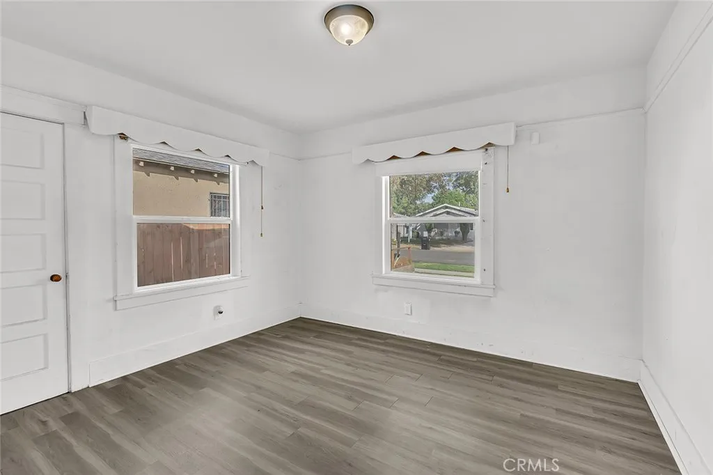 926 East 97th Street, Los Angeles, California 90002 home-pic-8