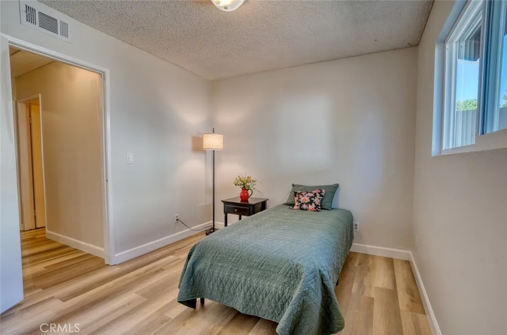 303 Cherry Hills Lane, Azusa, California 91702 home-pic-21