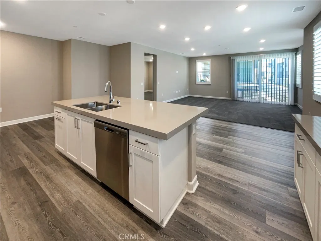 10411 Walden Way, Mira Mesa, California 92126 home-pic-4