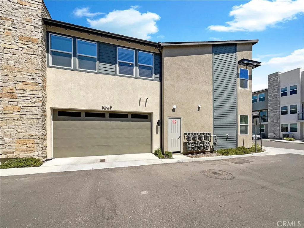 10411 Walden Way, Mira Mesa, California 92126 home-pic-1