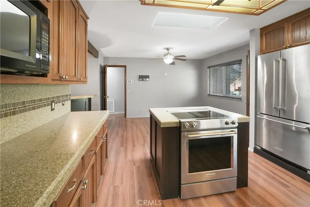 3034 N Broadway, Escondido, California 92026 home-pic-6