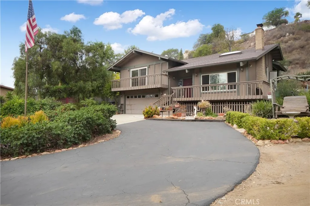 3034 N Broadway, Escondido, California 92026 home-pic-1