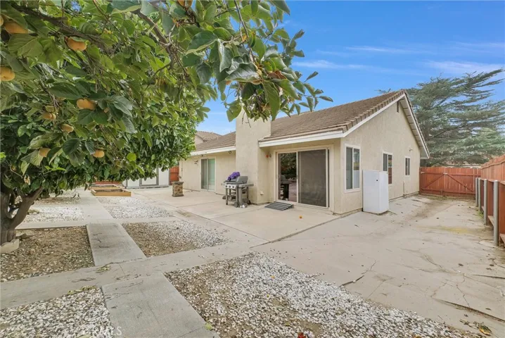 3901 San Lorenzo River, Ontario, California 91761