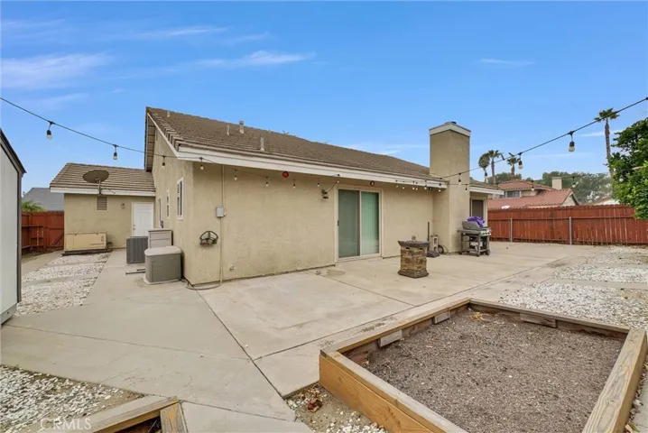 3901 San Lorenzo River, Ontario, California 91761