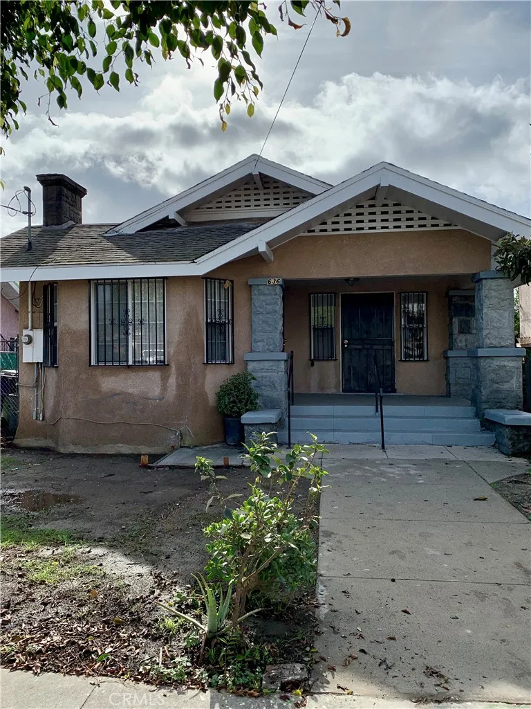 636 W 52nd, Los Angeles, California 90037 home-pic-0