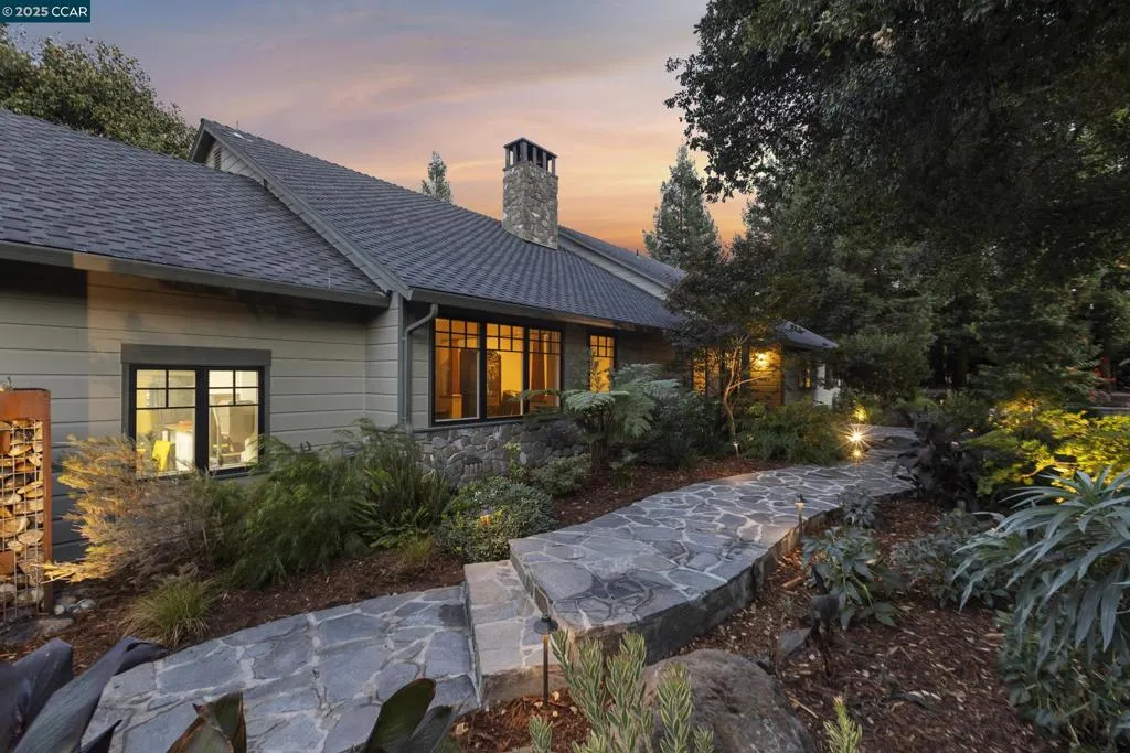 350 Pine Creek Rd, Walnut Creek, California 94598 home-pic-53