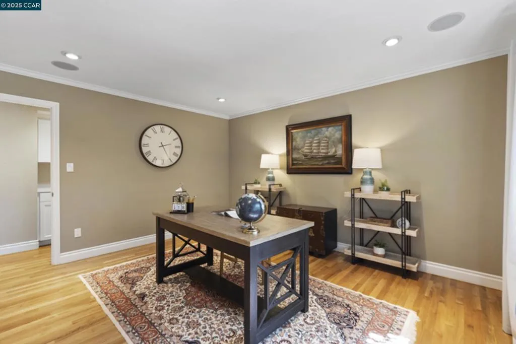 350 Pine Creek Rd, Walnut Creek, California 94598 home-pic-9